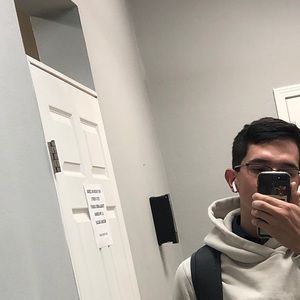 Meet your Posher, Moises